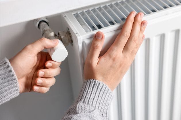 Radiators cold at the top? The ‘air vs flow’ diagnosis